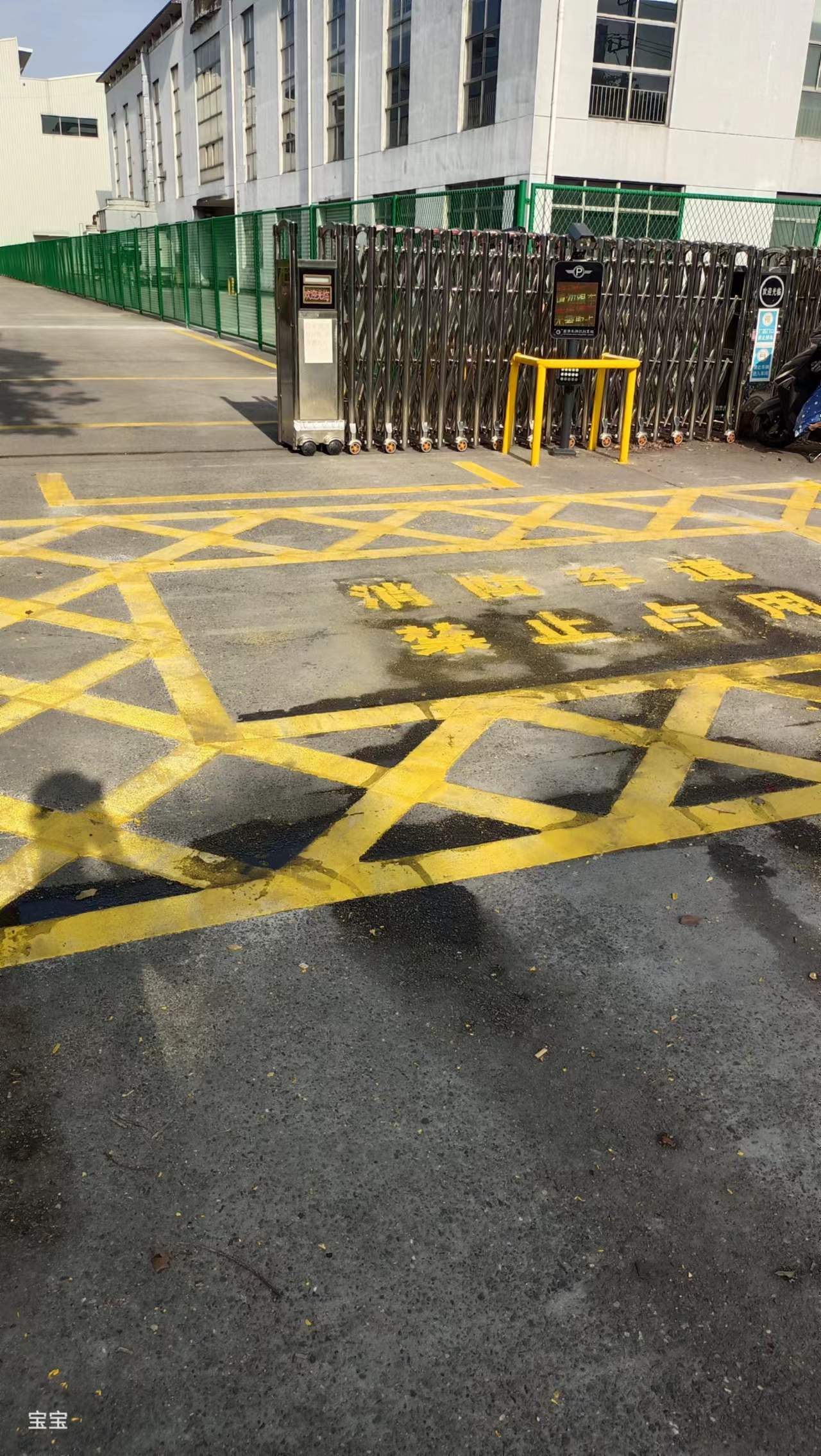石鼓马路划线